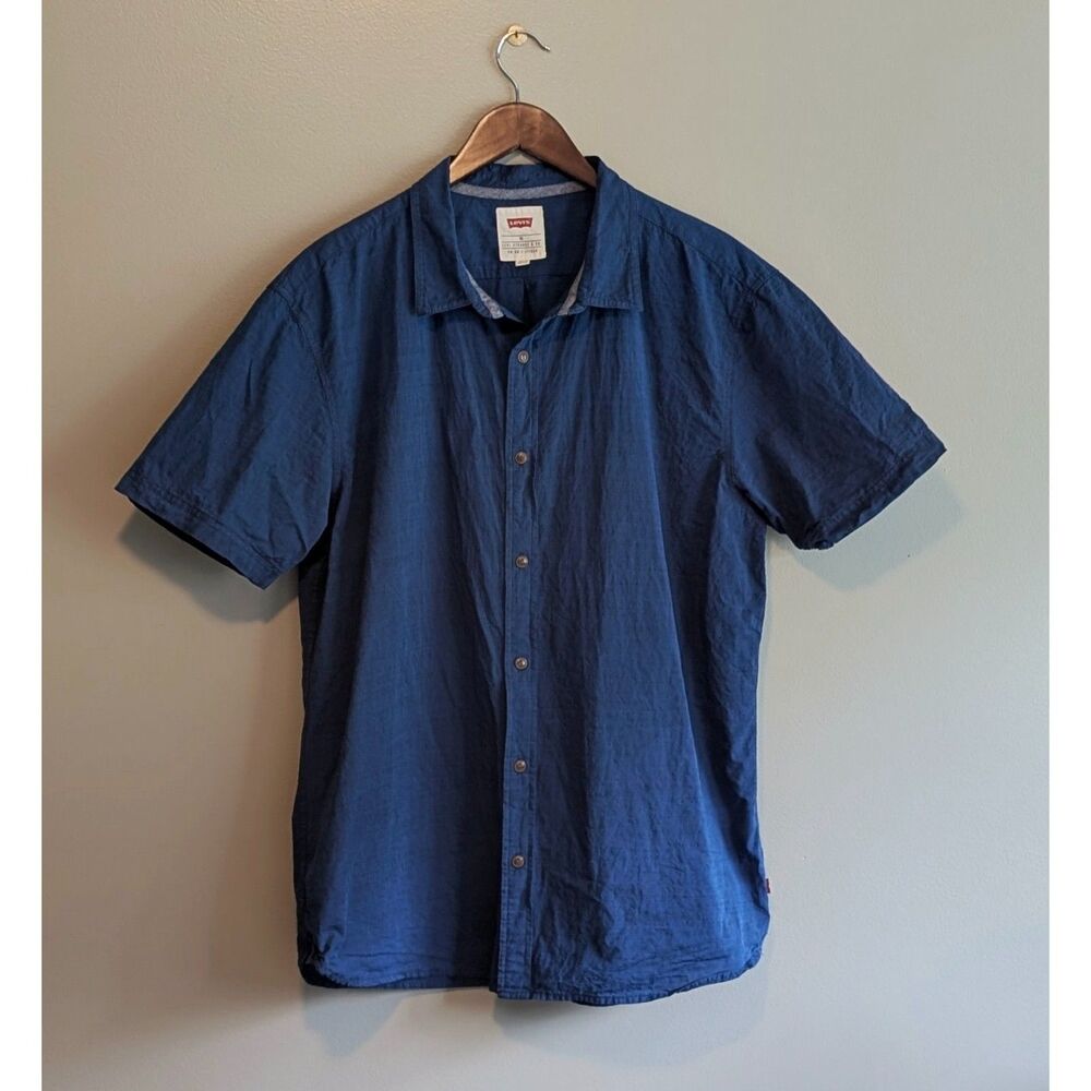 Levi's Men's XL Short Sleeve Button Up Shirt Blue Lightweight Summer Cotton
